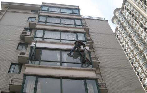 外墻防水刻不容緩，具體施工補漏方案如下